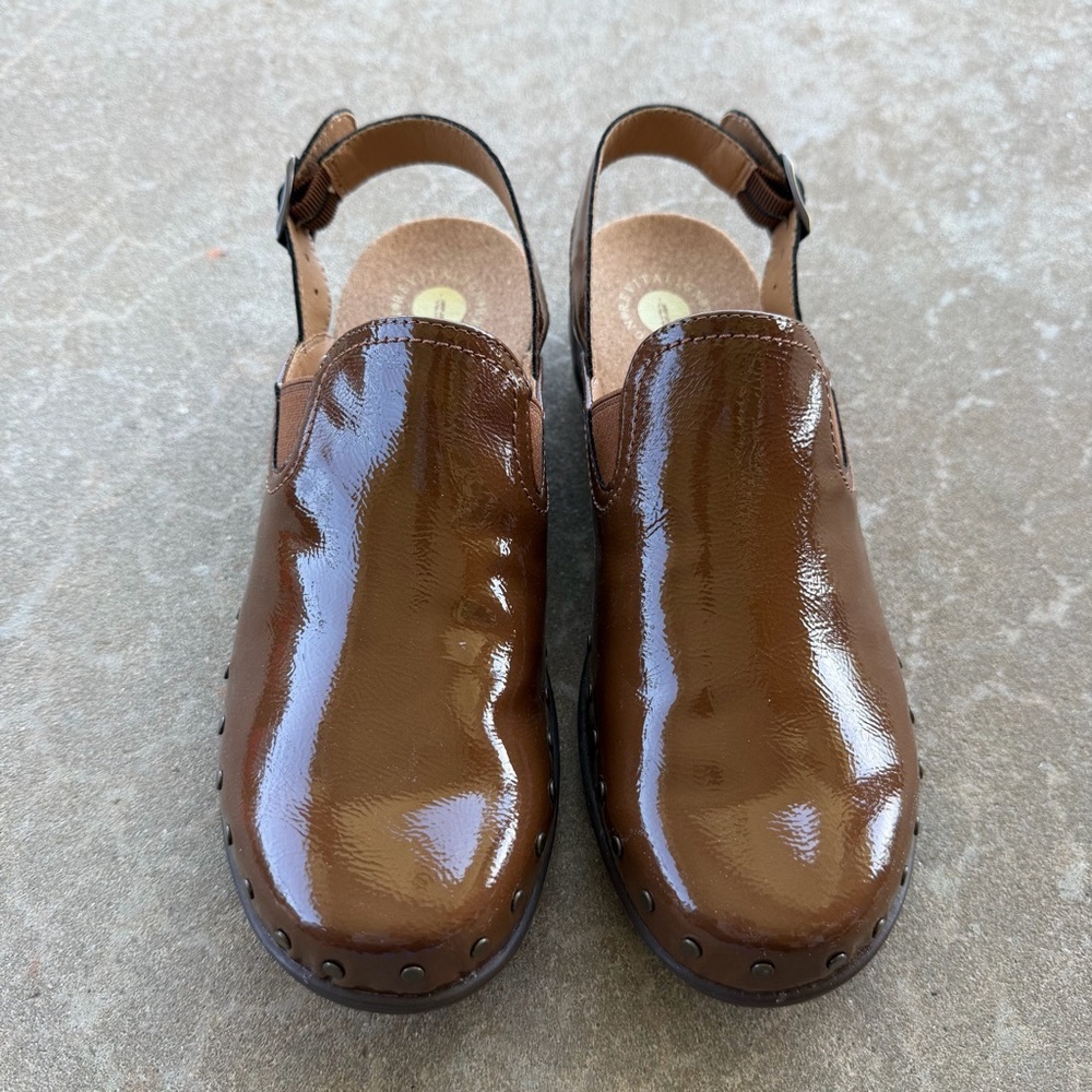 Revitalign Ventura Patent Clog Brown Women’s Size 8B - Picture 3 of 12